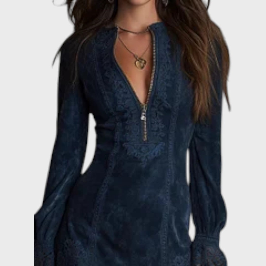 Rachel – Mini šaty z modrého semišu s čipkou