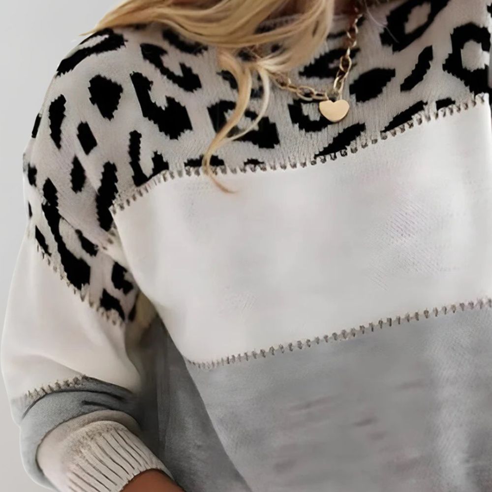 Charlene | Svetlý sveter s leopardím vzorom