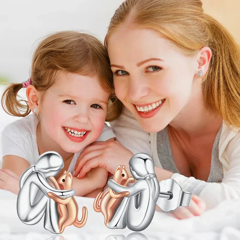 Náušnice Cat Hug v dvoch farbách